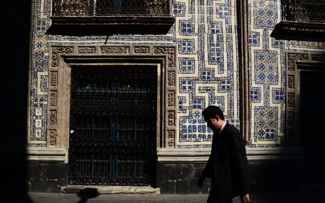 Private Tour in Mexico City with an Award Winning Author