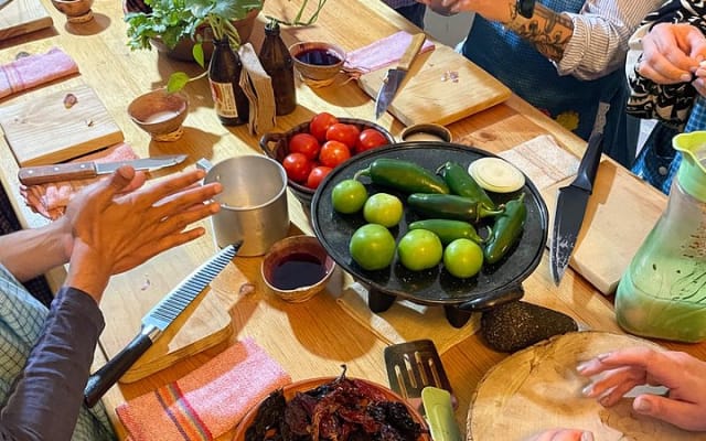 Learn to Cook Mexican Salsas