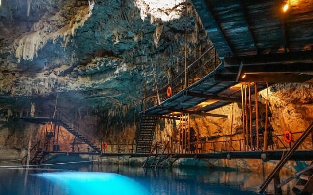 Explore the Mayan Ruins of Ek Balam, Valladolid and Sacred Cenote photo 9