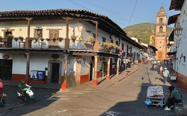 Valle de Bravo : visite à pied et jet ski depuis Mexico photo 3