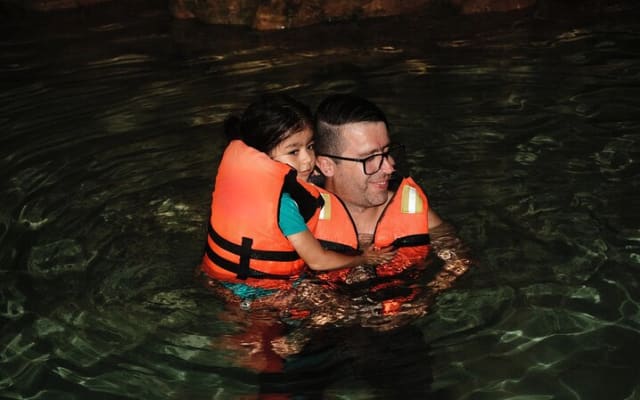 Private Half-day Luxury Experience with Turtles & Majestic Cenote photo 11