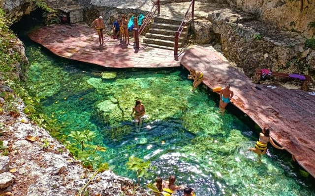 Day Tour: Tulum Cenote and Swimming with Turtles From Cancun photo 8