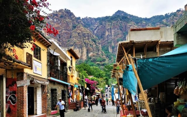 Explore Mexican Gardens and Tepoztlan Town from Mexico City photo 3