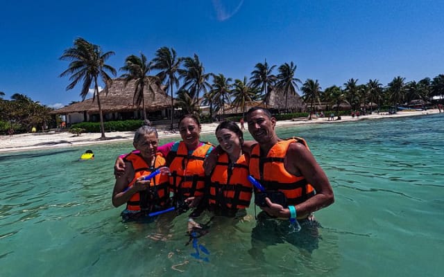 Nager avec les tortues d'Akumal photo 15