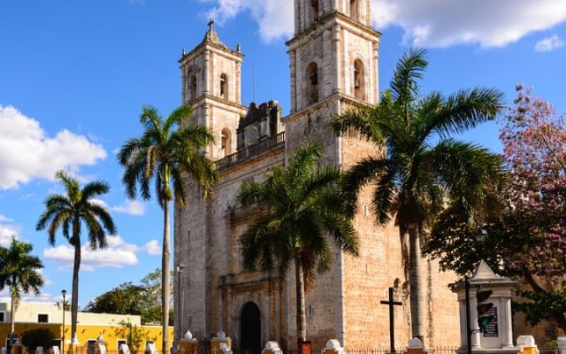 Tour Valladolid, Cenote Suytun and Cenote Oxman from Mérida photo 14
