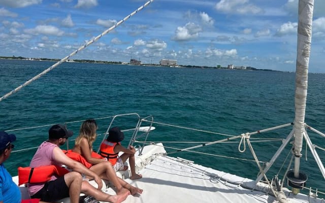 Catamaran Sail with Snorkeling and Beach Club of Isla Mujeres photo 3