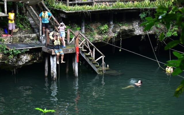 Cenote Jungle Adventure with Zipline circuit, transport & snacks photo 3