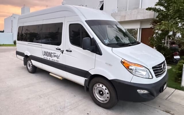 Private Roundtrip Transfer Airport Hotel or Airbnb up to 12px photo 6