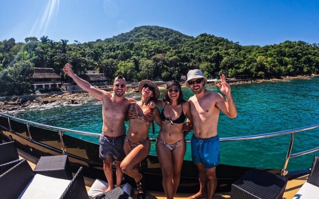Mega catamaranes TODO INCLUIDO: aventura en una playa paradisíaca remota photo 11