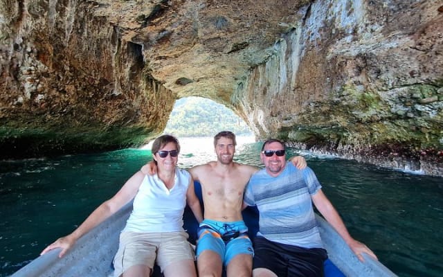 Tour en barco y snorkel a las 5 islas de Los Arcos photo 4