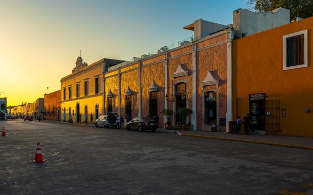 Chichen Itza, Transportation, lunch, cenote and Valladolid. photo 9
