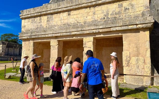 Chichen Itza Early Access Private Tour with Buffet Lunch photo 7