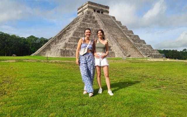 Chichen itza, cenote and magic Izamal