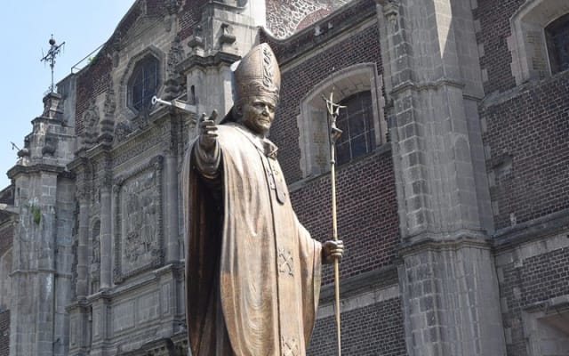Tour privado en la Basílica de Nuestra Señora de Guadalupe photo 13