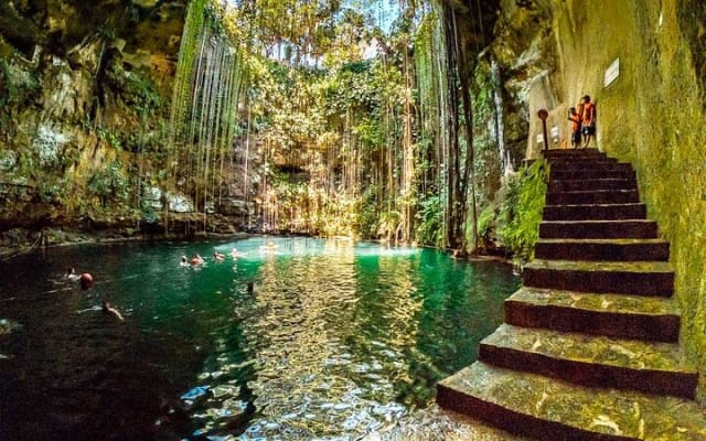 Chichen Itza Private tour from Costa Mujeres photo 5