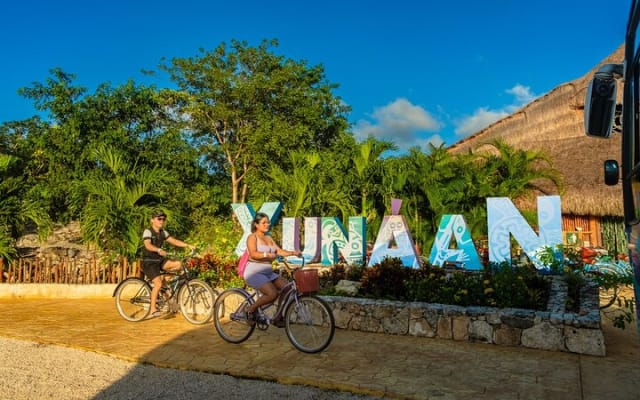 Chichén Itzá Tour with Cenote Xunáan, Valladolid & Lunch photo 15