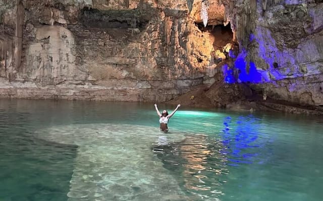 Tour Chichen Itza 2 Cenotes Suytun and Ik-kil photo 2