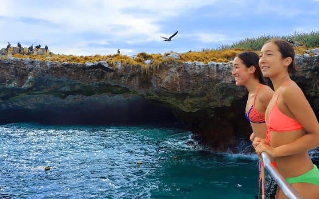 Snorkeling in Marietas Islands and BBQ in Playa Majahuitas