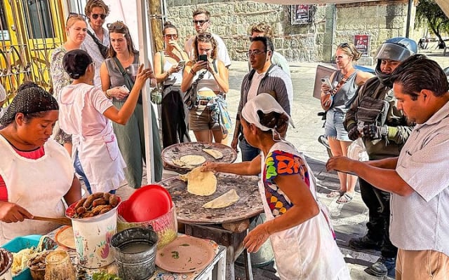Tour privado de 5 días por México: escapada económica a Yucatán photo 3