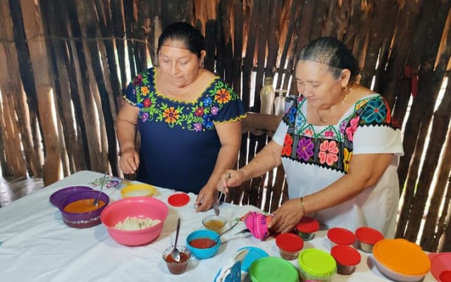 Private Authentic Mayan Cooking Class with Tulum Hotel Transfers photo 3