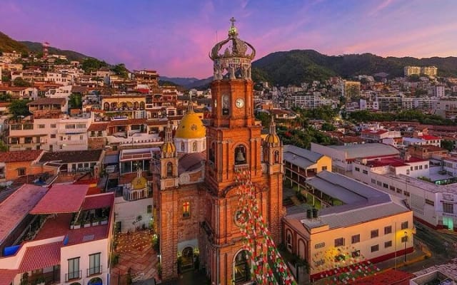 Puerto Vallarta City Tour with a Visit to our Adventure Park photo 3