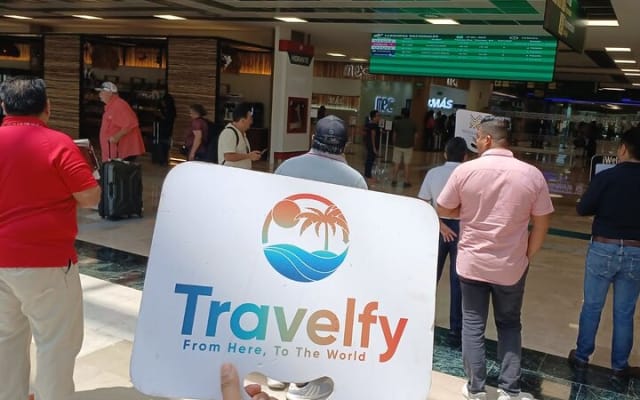 Round Trip Transfer from Tulum Airport to Hotels photo 7