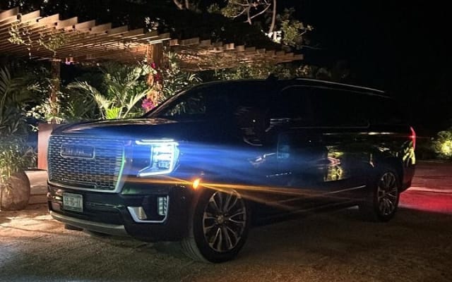 Luxury SUV Private Transfer from Tulum to Cancun Airport photo 15