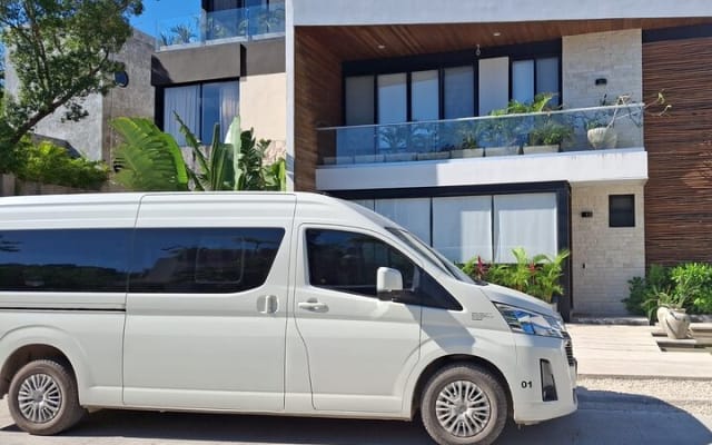 Tulum Private Airport Transport One way Arrival to Tulum Dowtown photo 9