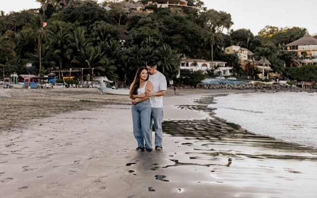 Tour fotográfico romántico para parejas en Sayulita con fotógrafo profesional photo 12
