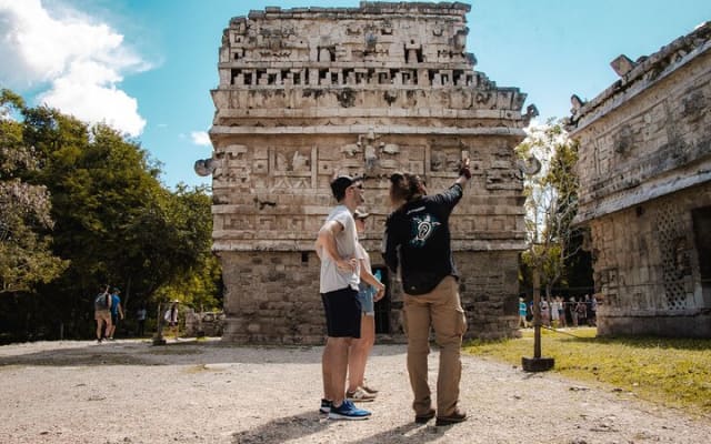 Chichen Itza with exclusive Cenote Maya and Valladolid free time photo 7