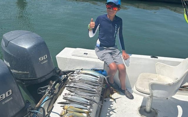 Aventura de pesca deportiva con snorkel photo 8