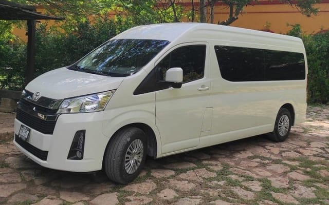 Transporte privado del aeropuerto de Mérida al centro de Mérida photo 6