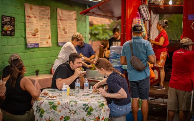 Visite gastronomique nocturne Taco Adventure avec Vallarta Food Tours photo 13