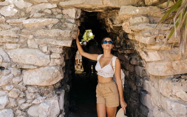 Tulum Day Trip Mayan Ruins and Cenote Swim with Lunch photo 11