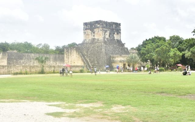 Chichén Itzá Tour+Cenote Chichikan & Valladolid From Tulum Bal photo 3