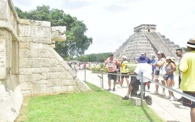 Full Day Tour to Chichén Itzá 2 Cenotes Valladolid from Tulum photo 7