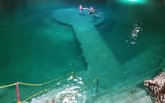 Chichen Itza with Cenote Suytun and Cenote Ikkil From Tulum photo 5