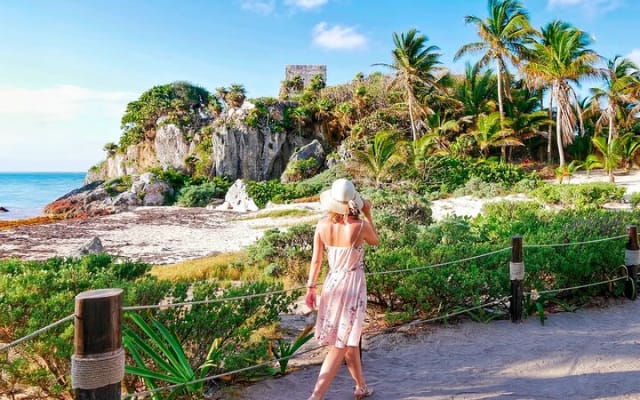 Tulum : Guided Tour of the Mayan Ruins with Round Trip photo 5