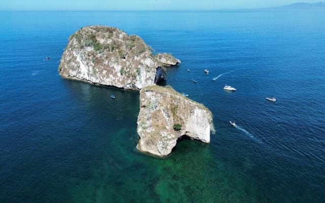 Visit the National Park ''The Arches of Mismaloya'' Private Tour