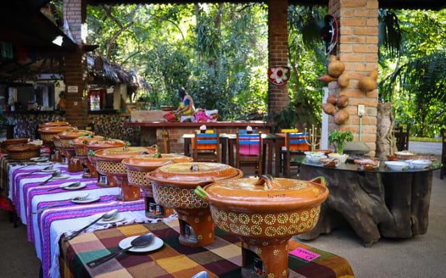 Aventura en la selva con tirolesas y cascada con restaurante photo 2