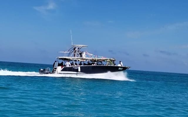Contoy Island & Mujeres island, snorkeling & lunch on the beach. photo 5