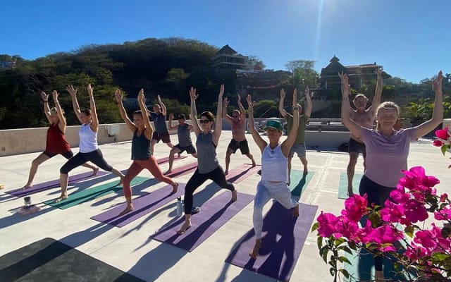 Clases y experiencias privadas de yoga en Sayulita, México photo 4