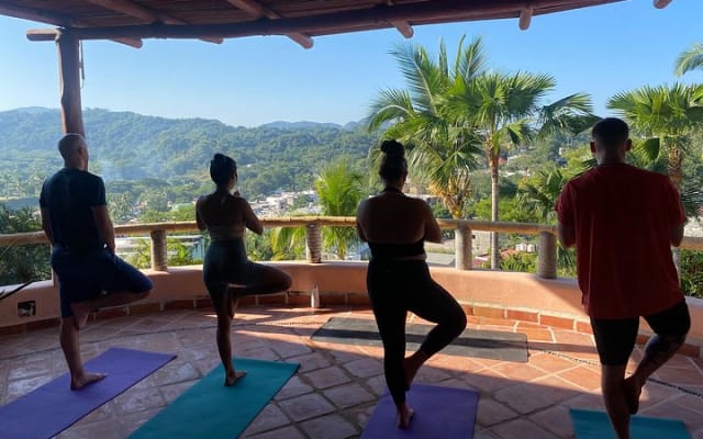 Clases y experiencias privadas de yoga en Sayulita, México photo 11