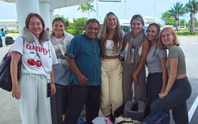 Private Transfer Tulum to Chichen Itza with Flexible Stops photo 2