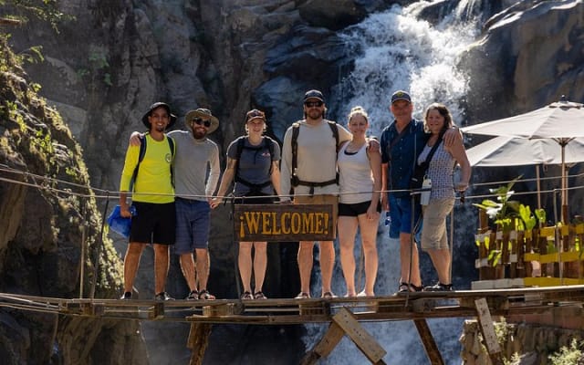 Coastal Adventure in Quimixto : Hiking and Cooking Workshop