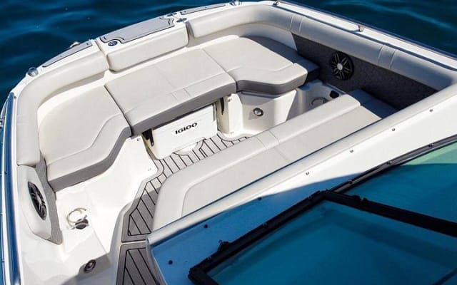 Brand New Sea Ray 250 – Private Luxury Boat in Puerto Vallarta photo 3