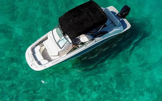 Brand New Sea Ray 250 – Private Luxury Boat in Puerto Vallarta photo 6