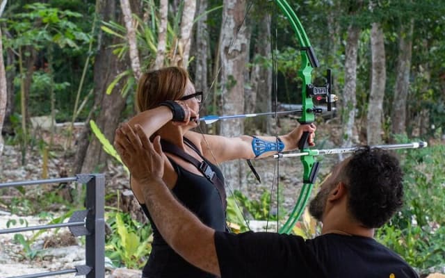 Discover Archery with a Paralympian photo 4