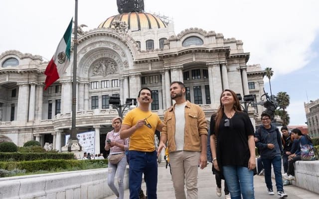 Mexico City Private Tour with a Local: Highlights & Hidden Gems