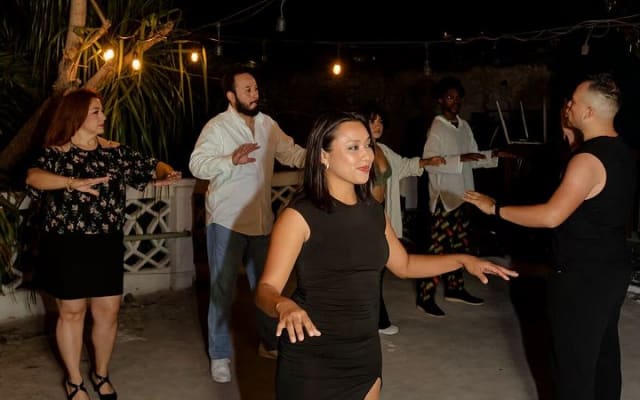 The Ultimate Merida Salsa Night: Lesson + 2 Local Bars photo 11